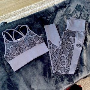 Grey Snakeskin Yoga Set